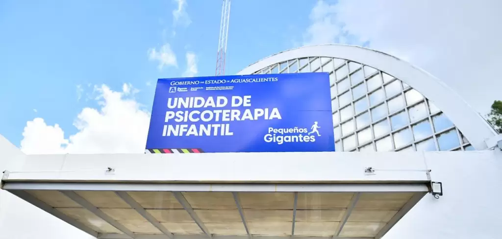 Tere Jiménez inaugura nuevas instalaciones de "Cielo Claro" en Aguascalientes
