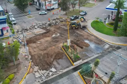 Tras lluvias rehabilitan Primer Anillo y José H Escobedo