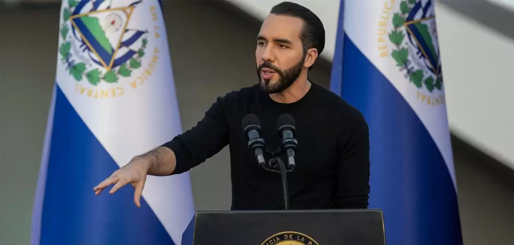 Bukele va por la reelección indefinida en El Salvador