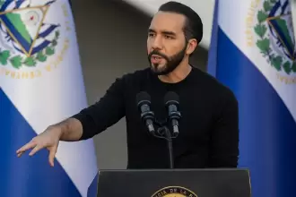 Bukele va por la reelección indefinida en El Salvador