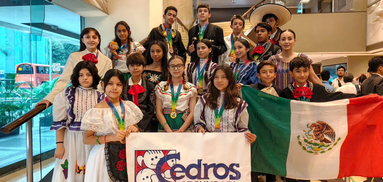 Aguascalientes hace historia con 21 medallas en la olimpiada mundial de matemáticas SIMOC 2026