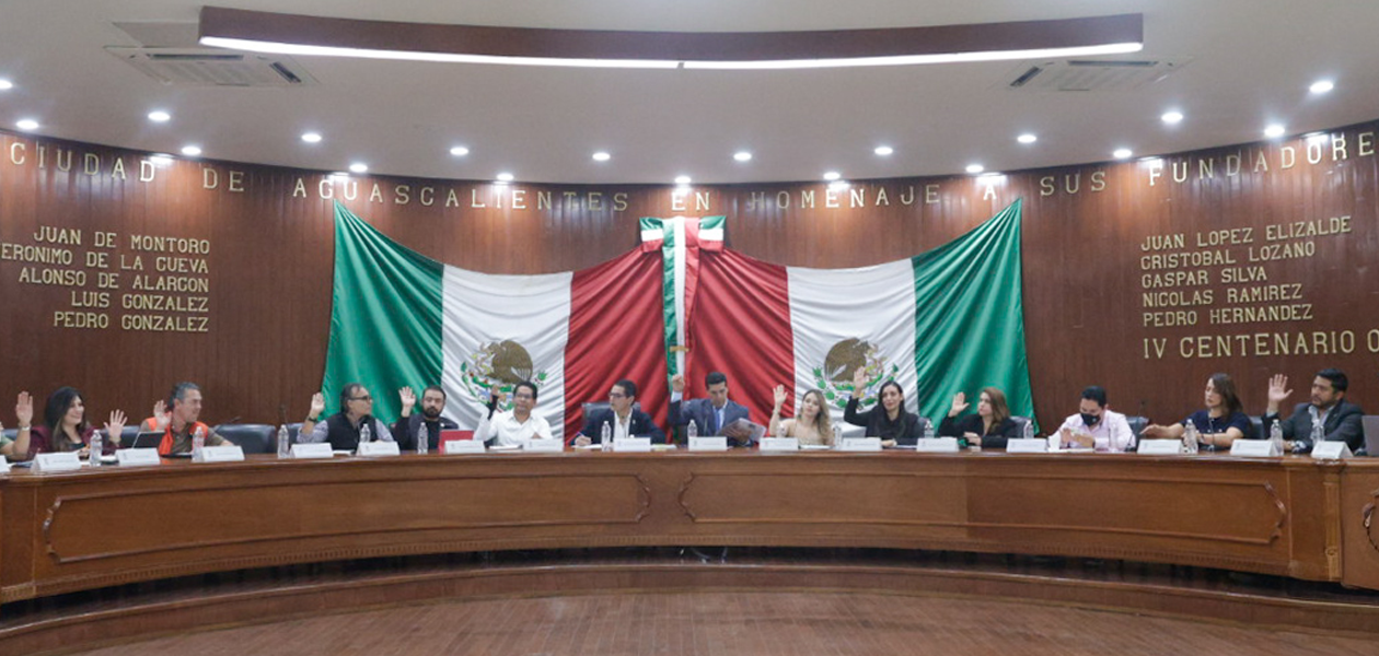 Sesión Extraordinaria del Cabildo de Aguascalientes. Aprobó la terminación anticipada del contrato de modernización del alumbrado público con MD Iluminación Nacional. Foto: JLMnoticias / Ayuntamiento Aguascalientes / Sala de Prensa.