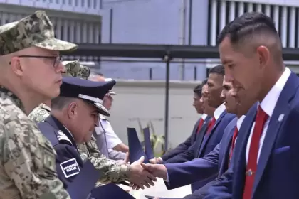 Gopes de Aguascalientes destacan en capacitación de la Marina