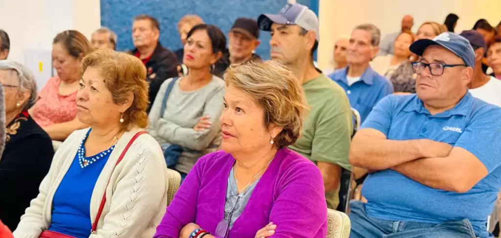 IAPAM acerca jornadas de salud gratuitas para adultos mayores en Aguascalientes