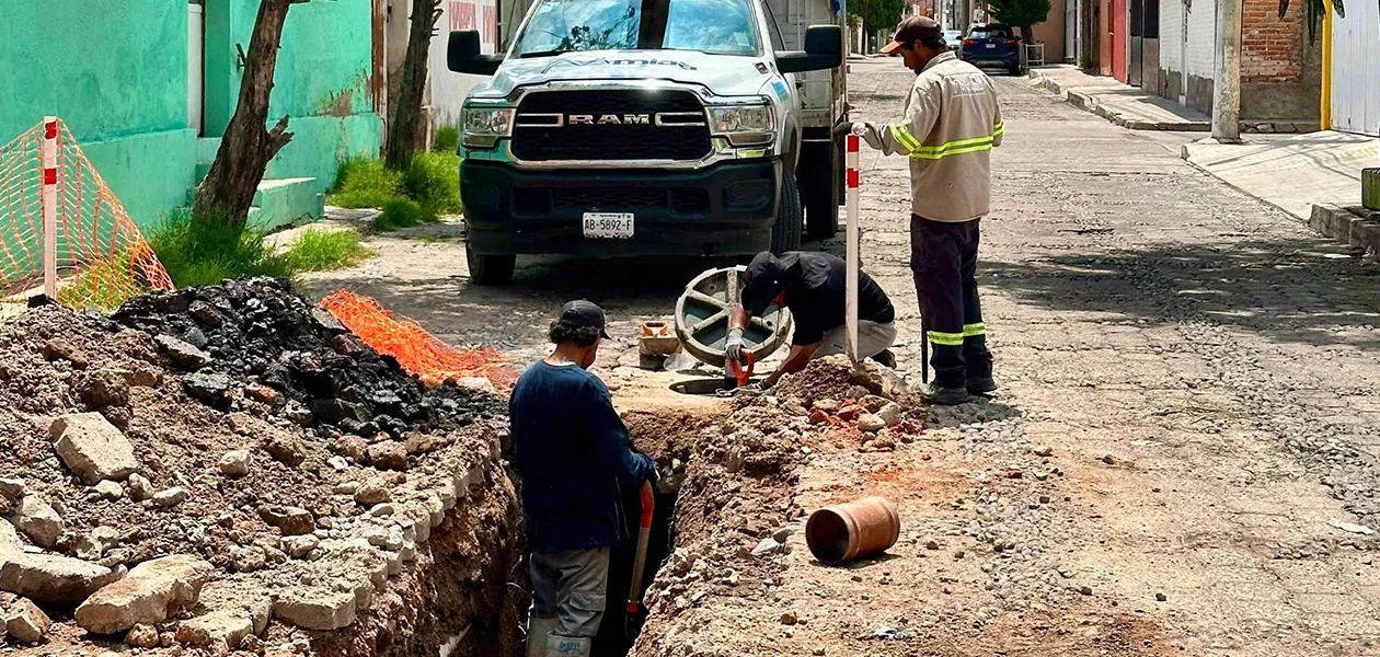 Mejoran la red de alcantarillado sanitario en el Barrio de La Salud