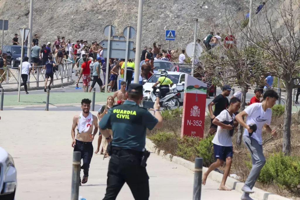 Migrantes invanden las calles de Espana