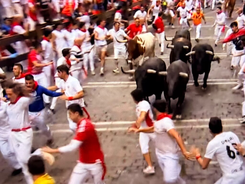 Una rapidez increíble marcaron el recorrido, sin embargo hubo quienes por algunos metros les aguantaron el paso e hicieron bonitas carreras. Foto: JLMNoticias / Especial / RTVE.