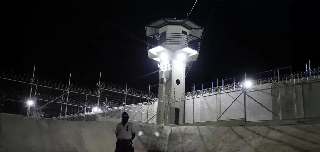 CECOT: La megaprisión de máxima seguridad de Nayib Bukele en El Salvador