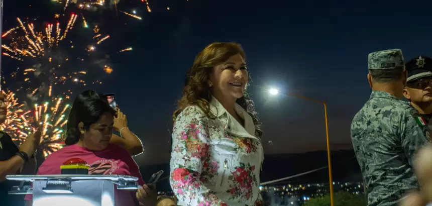 Margarita Gallegos, alcaldesa de San Francisco de los Romo, en el acto de inauguración de 480 luminarias en 11.5 km de carreteras con la estrategia San Pancho Brilla. Foto: JLMNoticias / Salvador Ramírez.