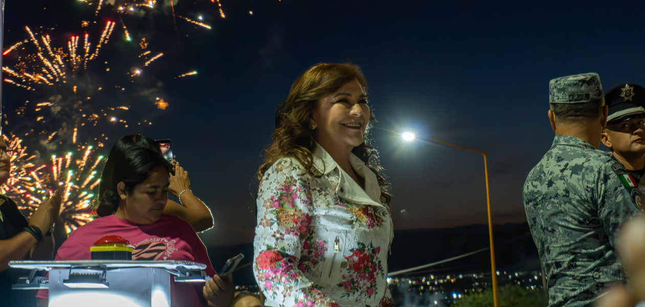 Margarita Gallegos, alcaldesa de San Francisco de los Romo, en el acto de inauguración de 480 luminarias en 11.5 km de carreteras con la estrategia San Pancho Brilla. Foto: JLMNoticias / Salvador Ramírez.