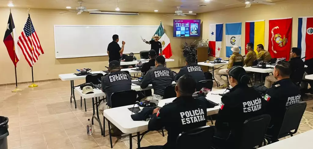 Unidad K9 de Aguascalientes se capacita en Texas