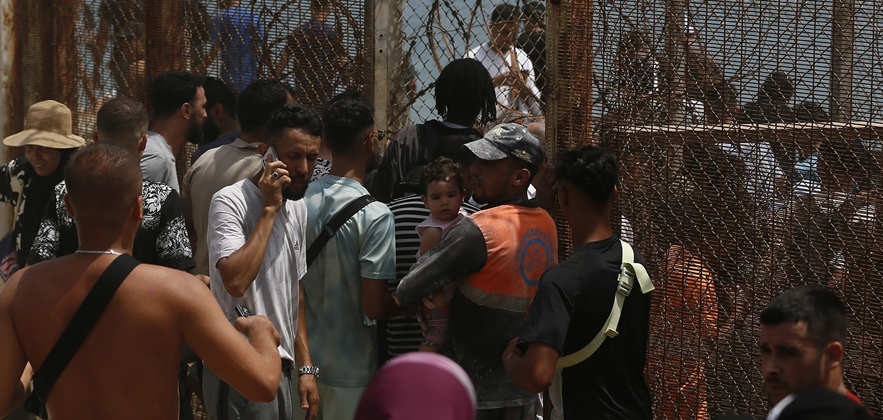 Inmigrantes de Marruecos causan invasión extrema en España