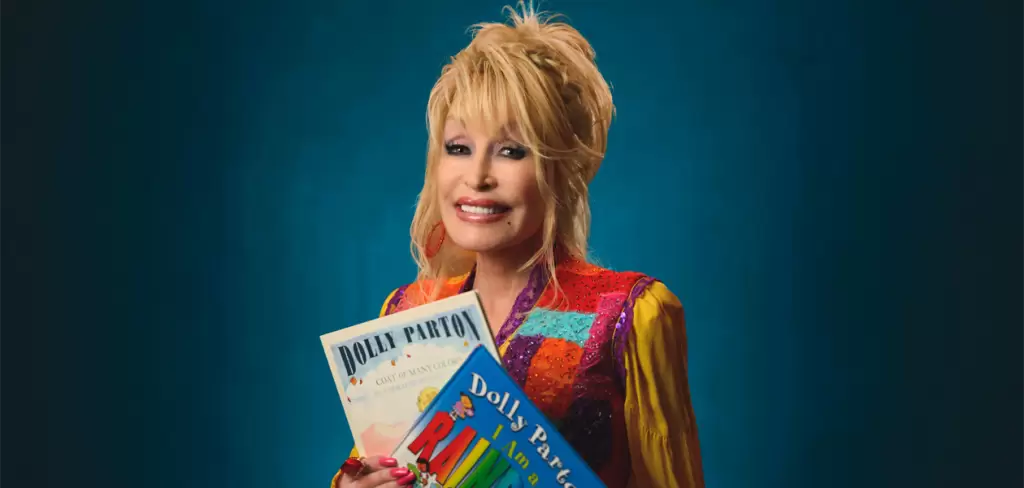 Dolly Parton en su proyecto Imagination Library. Parton falleció este martes a los 80 años. Foto: JLMNoticias / Especial / Imagination Library.