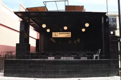 Frente por la Familia va contra bar del Centro por uso de símbolos religiosos