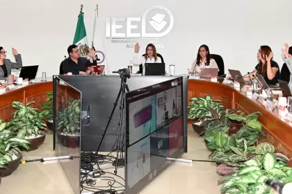 El Consejo General del Instituto Electoral del Estado (IEE) de Aguascalientes en sesión. Hoy aprobó modificar las Reglas de paridad. Foto: JLMNoticias / IEE Ags.