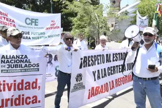 Jubilados de la CFE rechazan límites a pensiones y exigen respetar derechos adquiridos1