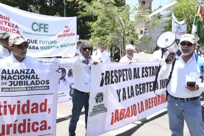 Jubilados de la CFE rechazan límites a pensiones y exigen respetar derechos adquiridos1