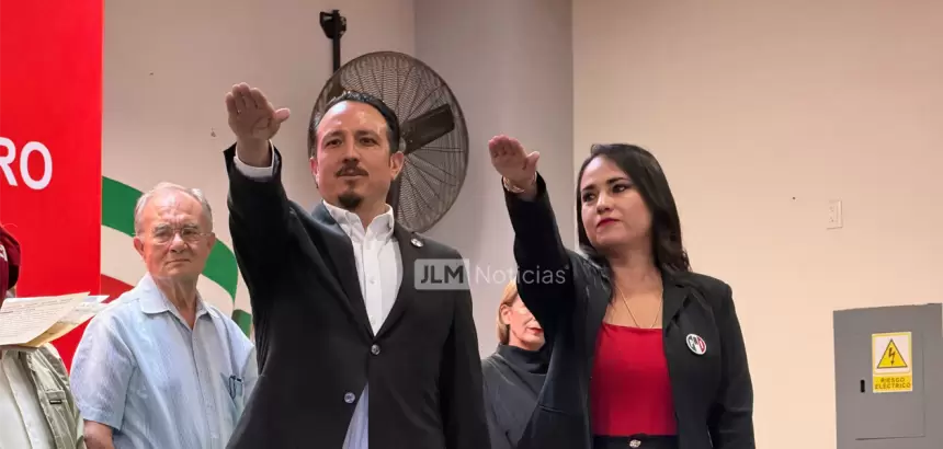 Kendor Macías y Edith Reyes, rindiendo protesta a la dirigencia estatal del PRI Aguascalientes. Foto: JLMNoticias / Eddylberto Luévano.