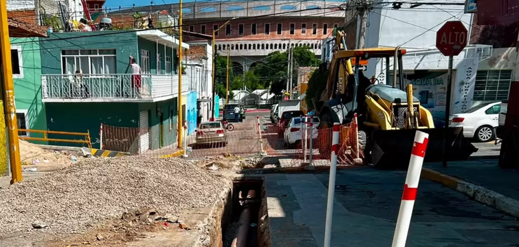 MIAA renueva red sanitaria en Las Flores 2026