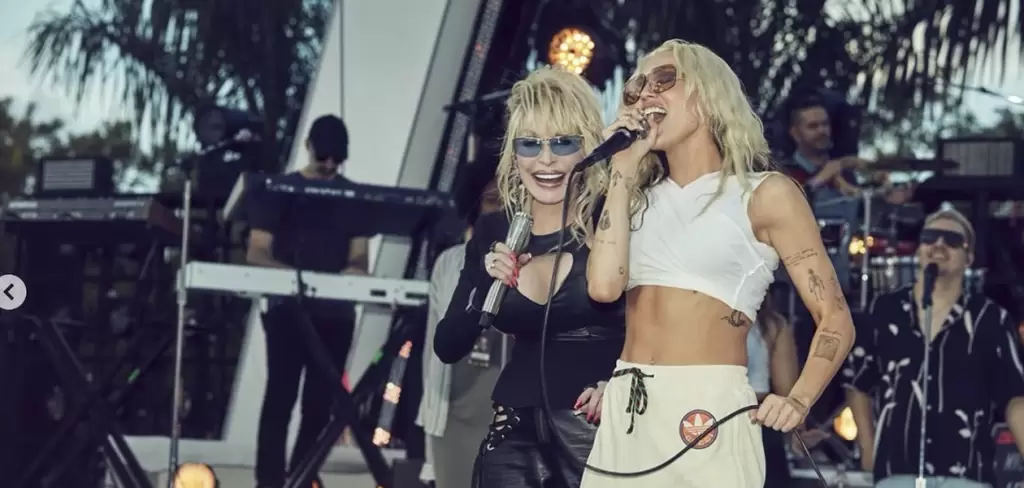 Miley Cyrus rompe el silencio y despide a Dolly Parton Tengo un angel a mi lado2