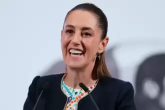 Morena respalda reforma de Sheinbaum para exigir una sola nacionalidad a aspirantes presidenciales y gobernadores