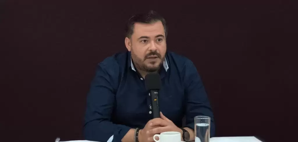 Morena se deslinda de protestas contra el obispo