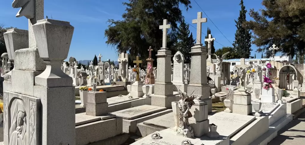Panteones de Aguascalientes advierten que adeudos podrian terminar en exhumaciones y fosas comunes2