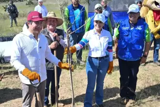 Tere Jiménez encabeza reforestación nacional en Aguascalientes