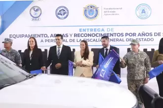 Tere Jiménez equipa a la Fiscalía de Aguascalientes