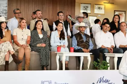 Tere Jiménez inaugura la Feria Internacional del Caballo Aguascalientes 2026