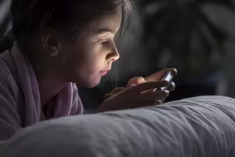 Menores de edad se quedan sin redes sociales en México por esta razón
