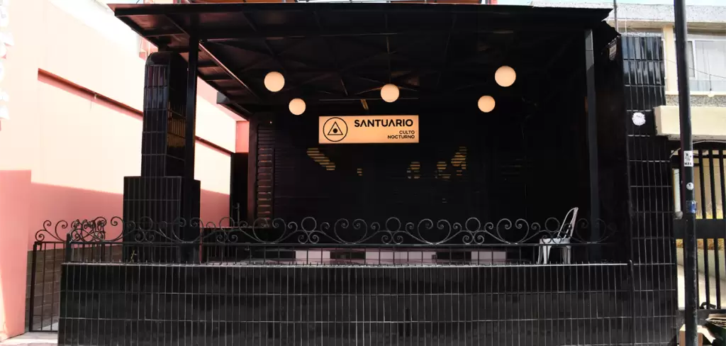 ‘Santuario’, el antro de ‘Culto Nocturno’ que desata rechazo por temática religiosa en Aguascalientes