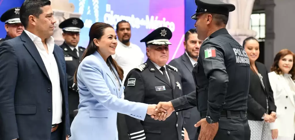 1213 policias y 535 patrullas 2