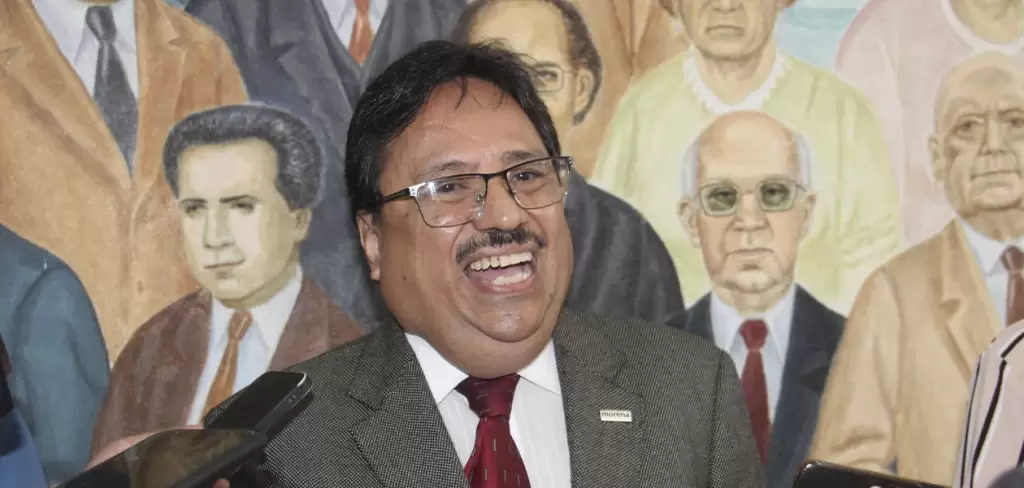 ¿Aún le alcanzará? Alférez pide que sea evaluado por Morena