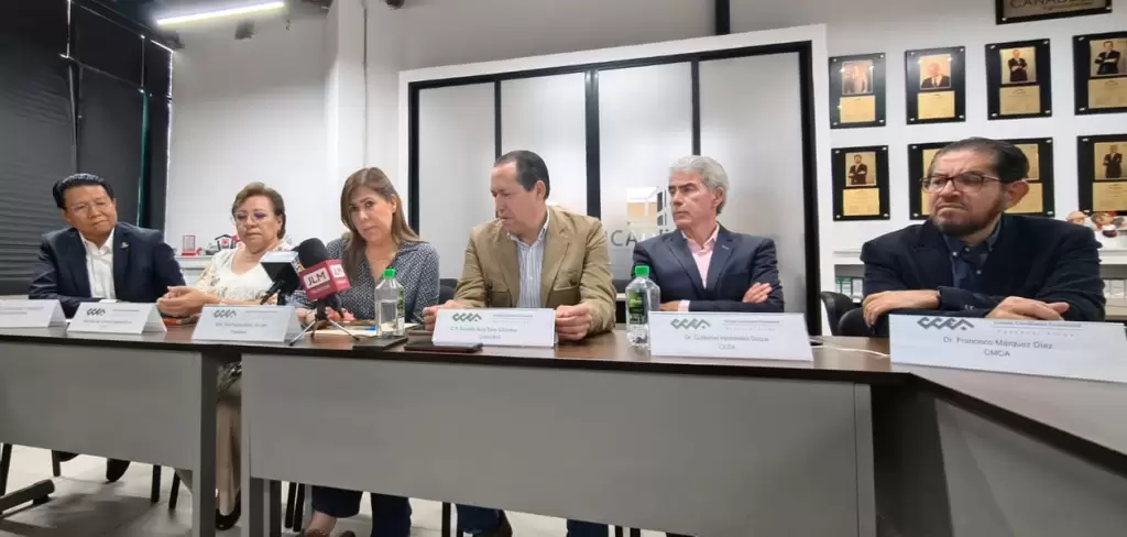 CCEA- Gobernantes deben dejar de atraer inversiones y empezar a exportar empresas