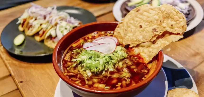 Dar el Grito saldrá caro- pozole, uno de los platillos más costosos