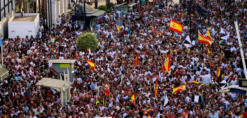España sale a las calles por Ceuta- miles exigen respaldo tras la entrada masiva de migrantes