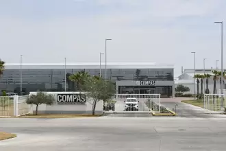 Futuro de Compas sigue en pausa- Nissan y Mercedes-Benz alargan la decisión