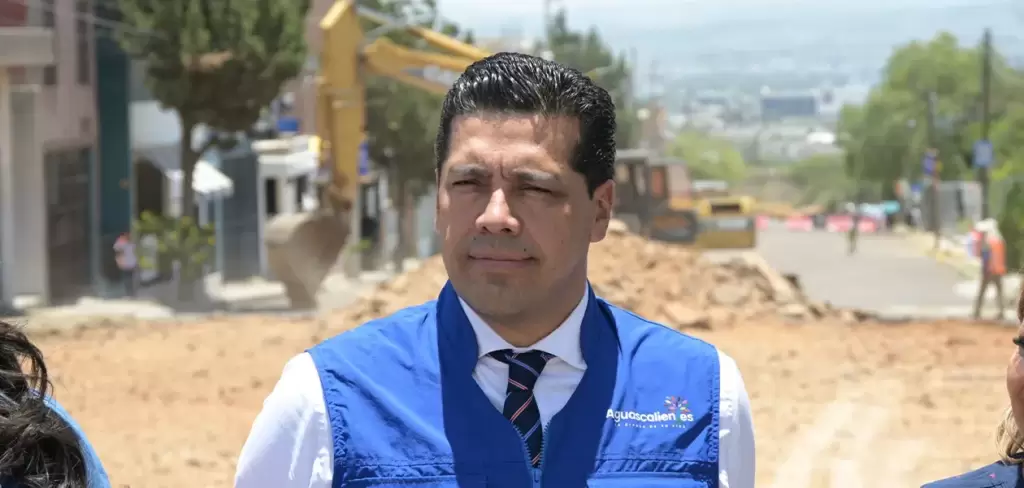 Leo Montañez impulsa la rehabilitación de más de 100 calles en Aguascalientes