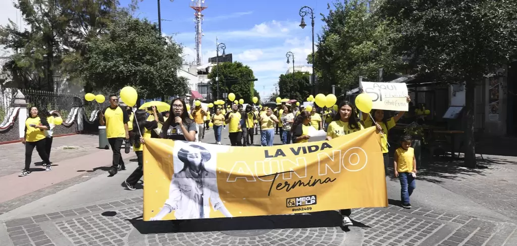 Marchan en Aguascalientes para promover la prevención del suicidio