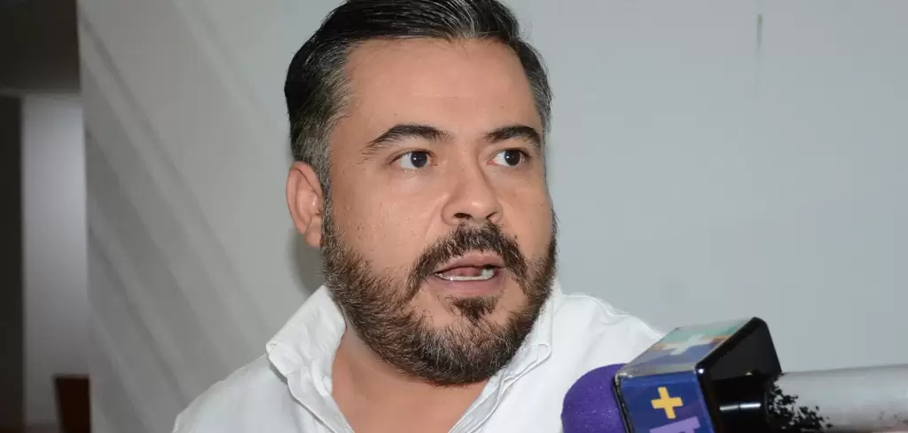 Morena pide mesura al prelado