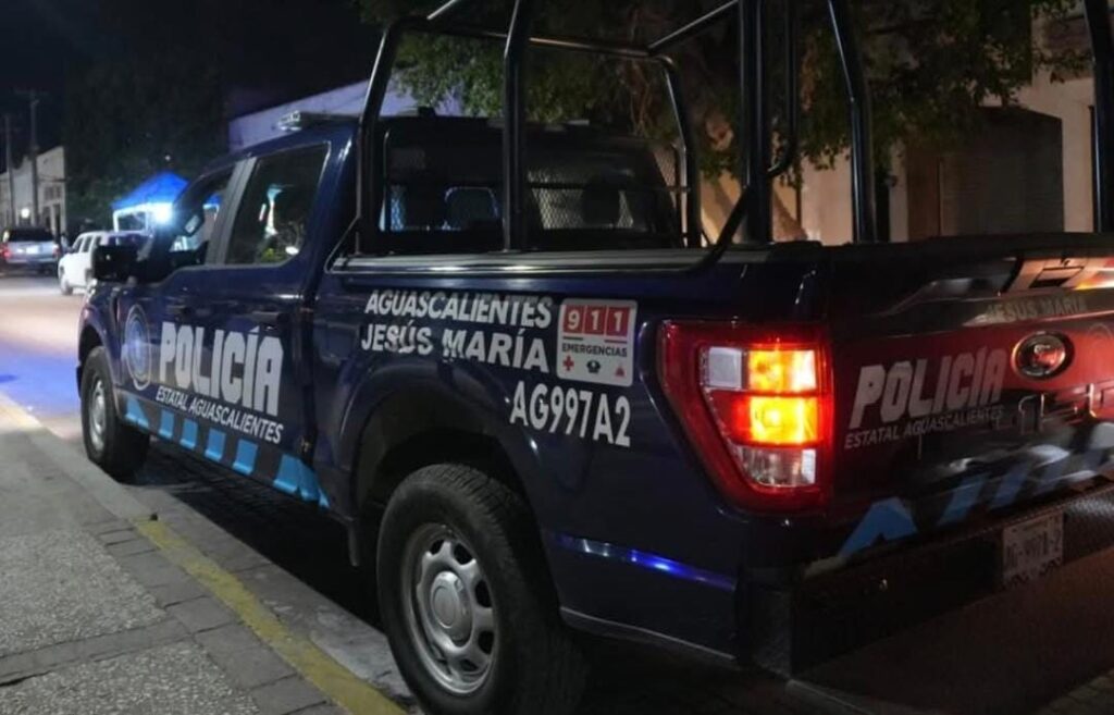 Muerto apunalado rina fiesta XV anos JM 1