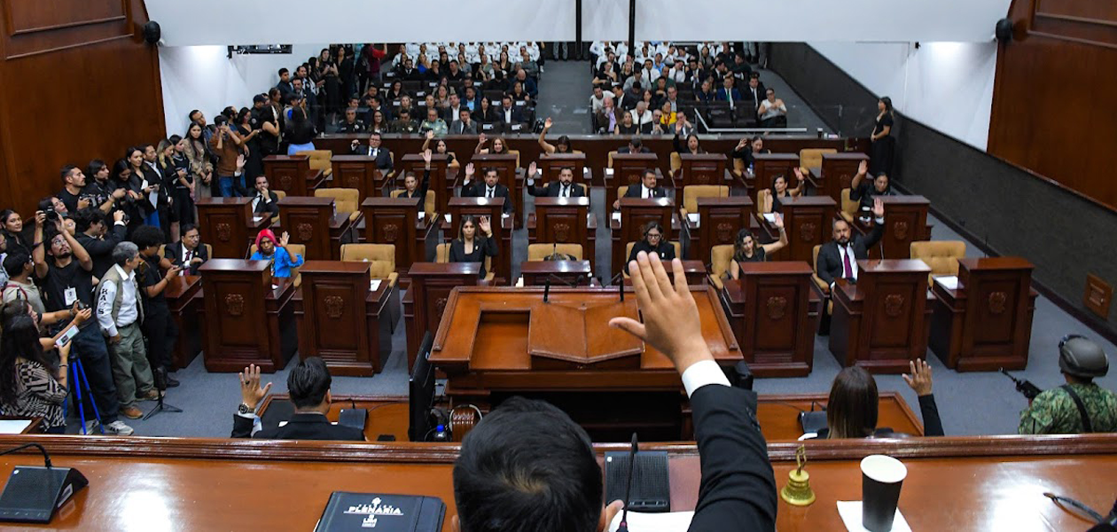 Mujeres exigían equidad en política y ya son mayoría