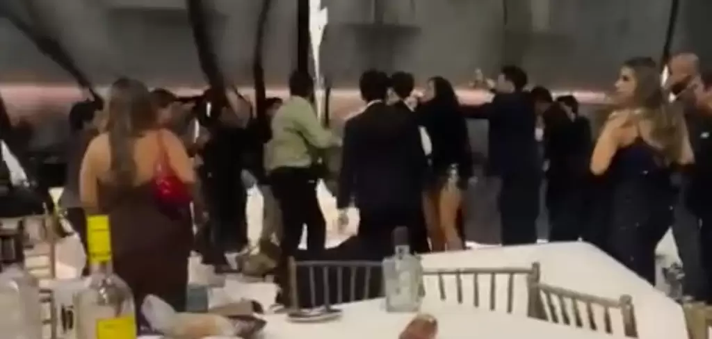 Riña campal en fiesta de graduación de egresados de la Universidad Cuauhtémoc