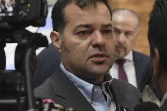 Se contrajo la meta de empleos para 2026