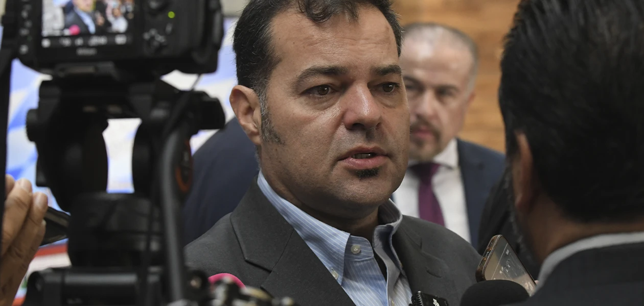 Se contrajo la meta de empleos para 2026