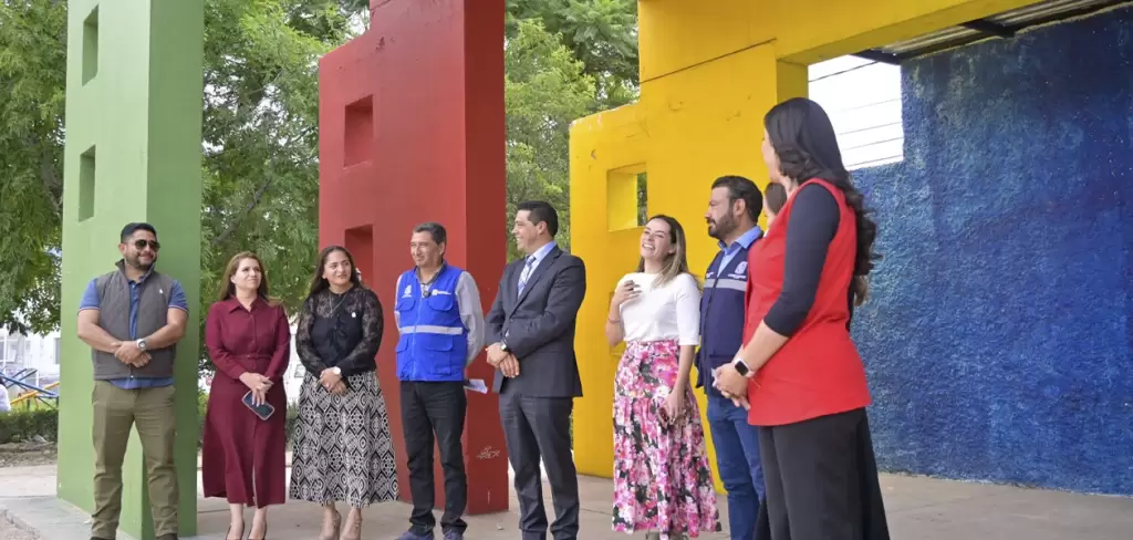 Supervisa Leo rehabilitación del parque Villas de la Universidad