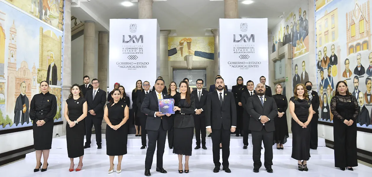 Tere Jiménez entrega Cuarto Informe de Gobierno en Aguascalientes