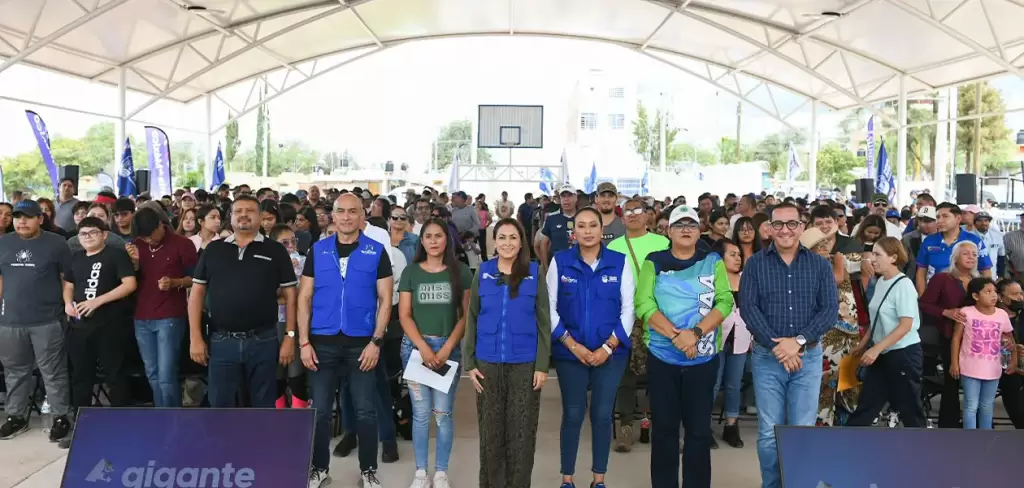 Tere Jiménez entrega el nuevo Parque Santa Isabel en Pabellón de Arteaga
