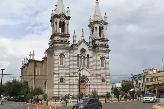 Tres templos del centro presentan amenazas de derrumbes